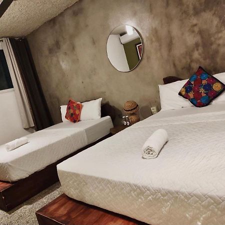 La Zona Hostel San Salvador Extérieur photo
